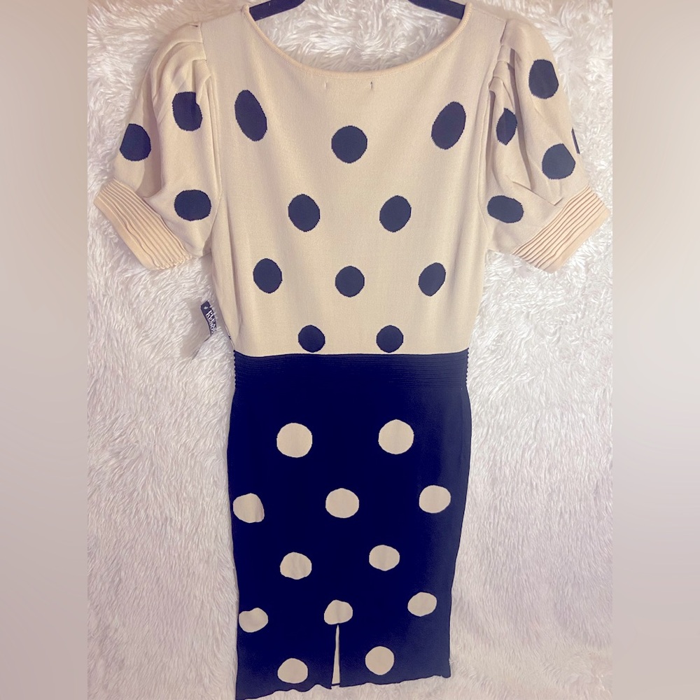 NEW YORK & COMPANY Color-block Midi Dress - Picture 4 of 5
